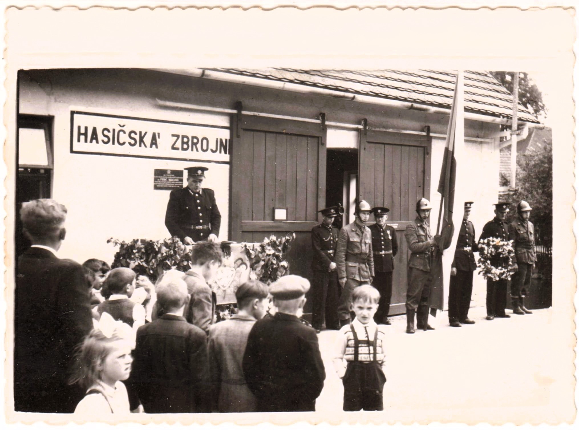 hasicska-zbrojnice_1945.jpg